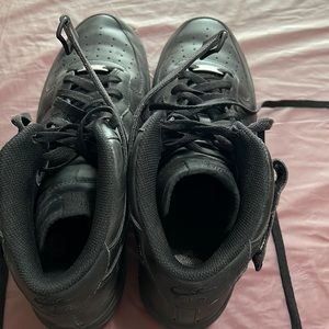 Air Force ones. Wormed good shape